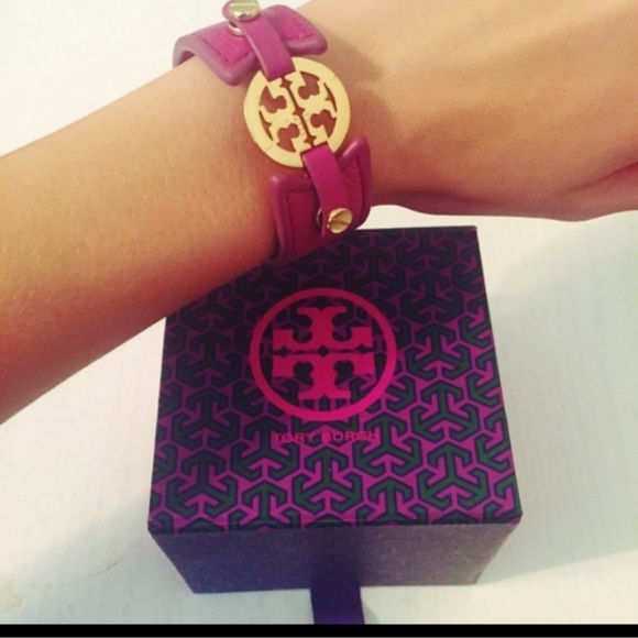 Jewelry - Pink Tory Burch Cuff